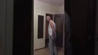А спереди нечего показать????..... Фунтик жжет))))