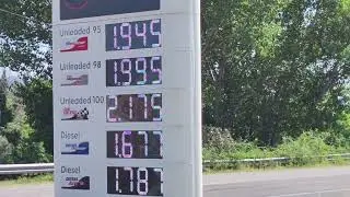 Цены на бензин в Греции на август 2023 почти 2 евро литр