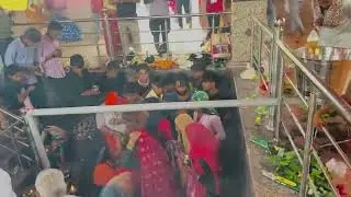 सावन माह का पहला सोमवार 🙏🌧️ | भोले बाबा के मंदिर का नजारे #iphone16promax #vlogs #सावन_माह