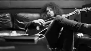 Wolfmother - Andrew Stockdale talks about Cosmic Egg