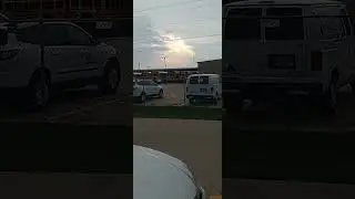 Big mushroom cloud thunderhead