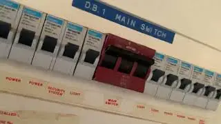 What is wrong with this consumer fuse box?