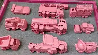 Membersihkan Mainan Mobil Balap, Truk Molen, Truk Tangki, Kereta Api, Forklift, Slender, Bus Tingkat