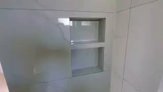 Modern Bathroom Design with Double Niche | Stylish Wall Tile Ideas
