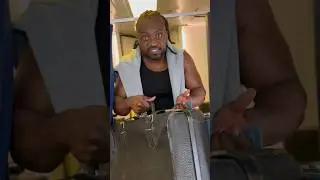 I’m never coming back to this Airplane ✈️ 😂😂😂 #shorts #viral #comedy