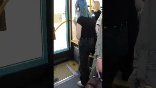 ундИна