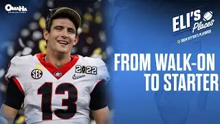 Eli Manning talks with Stetson Bennett about his walk-on journey