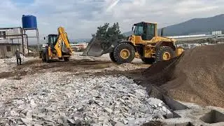 Jcb 4cx Bekoloder İle Volvo L120F Loderle Calışan Ustamız Temel Dolsun ve Sıfırlama Yapıyorlar