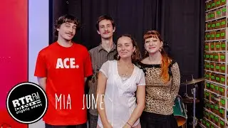 Slightly Odway: Mia June V symmetrical dogs