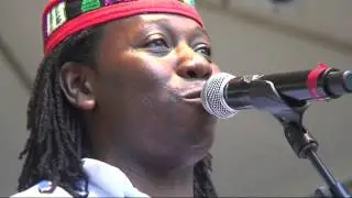 Aurelio Martinez - Yange - LIVE at Afrikafestival Hertme 2010