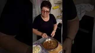 Тушенка с макаронами от мамы Гюльназ