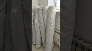 А  мы в работе. Очередная загрузка. множество рулонов ткани. Коробки с форнитурой.