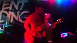 Spin Me Around - Patent Pending (Live in Glasgow 15/04/13)