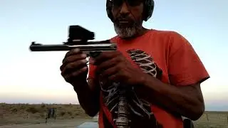 Ruger Mark 3 Competition w/ TruGlo sight & Glock 19 stock