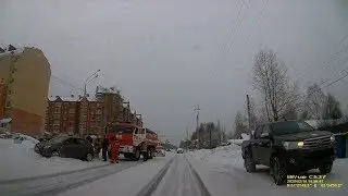 Советский. Авто в сугробе, ул.Ленина 2020.02.14 ХМАО