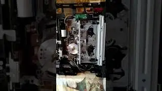 Не загружает и не проигрывает кассету видеомагнитофон Sony slv-286EE