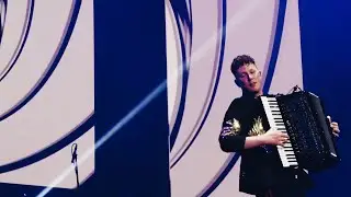 James Bond Theme & Skyfall – Martynas Levickis & Mikroorkéstra
