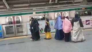 Travelling  Dhaka Metro absence of Hasina Government