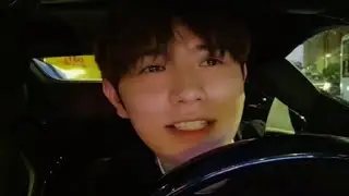 童锦程:“最近很火的完蛋，我被美女包围了”那只是低配版的我