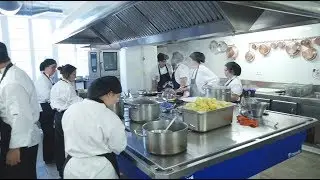 AS Universo Santi, the world’s first 100% inclusive restaurant