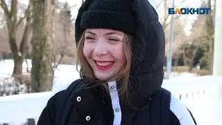 памятник первостроителям в Волжском