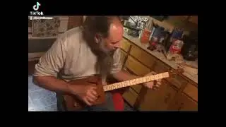 cigar box guitar..