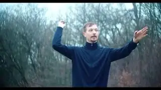 [Guide & Review] Knife Throwing with Austrian Glock Army Knife - Tutorial