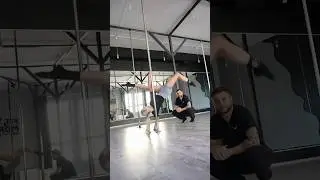 3 Akro Tricki pod Pole Dance!