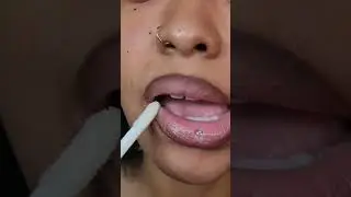 ASMR | LIPGLOSS APPLICATION ♡ { DIY GLITTER GLOSS } yay or nay? ✨