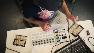 Joey Gage in the studio with the Hyve Touch Synthesizer