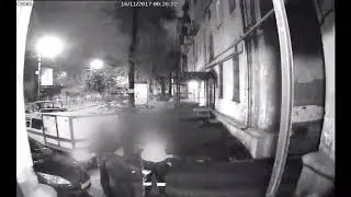 Самара: ограбление женщины у подъезда