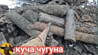 Heavy finds. Metal digging with an excavator.