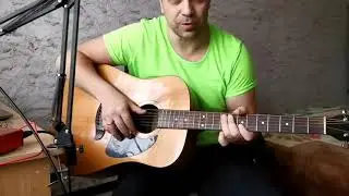 Маленькой елочке холодно зимой - как играть (аккорды, бой)