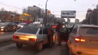 Драка, мажор против гопников
