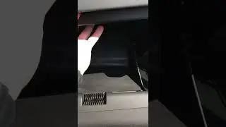 Замена салонного фильтра на Опель Астра j