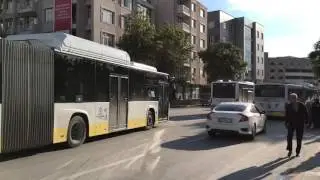 Konya'da Belediye Otobüsleri Geçişi