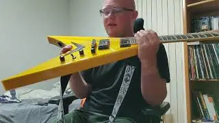 Dean VMNT Korina Overview