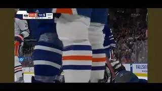Michael Bunting Evander Kane Scrum