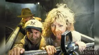 Indy take the LEFT tunnel!!! Temple of  Doom #indianajones