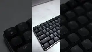 SM1 Slim Mechanical Keyboard in Dark