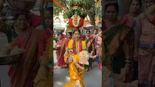 Rakesh Bonam Goud 🔱 at Bansilalpet Nallapochamma Temple 🙏 Secunderabad Bonalu 2025