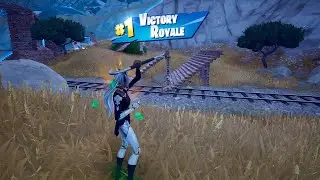 CLARA+CROWBAR PICKAXE GAMEPLAY IN FORTNITE!! THIS SKIN IS CLEAN!! 