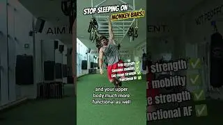 do monkey bars for strong, flexible, & healthy shoulders 💯 (and a GORILLA GRIP too!)