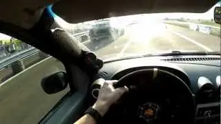 BMW X6M EVO Tycoon2 906hp vs The Lawgun Revo Stage2 260 hp