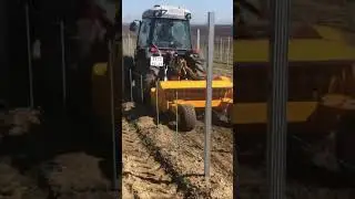 Идеальный мульчер с подборщиком для виноградников и садов Serrat OliVina T1400