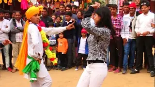 Girls Dance on Nagada at the largest crafts fair in the World : Surajkund Mela 2017