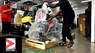 2017 Aprilia RSV4 RF Unboxing, Delivery, Owner Reaction 