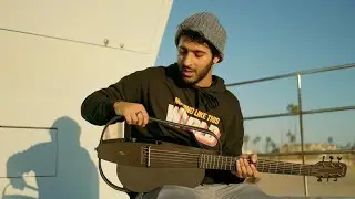 Playing A Smart Guitar  | Jotti