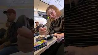 Dibujo EN EL AVIÓN ✈️