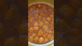 Варенье с целых абрикос без косточек.Вкуснотища.